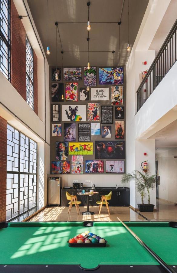 Couch & Cheese Homestel The Most Luxurious Hostel For Working Professionals & Students Pune Luaran gambar