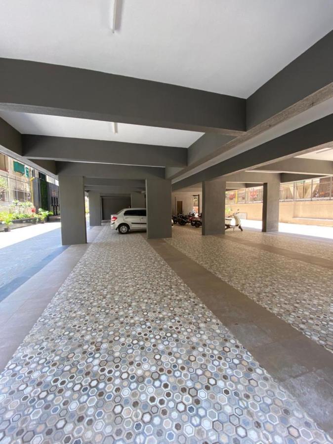Couch & Cheese Homestel The Most Luxurious Hostel For Working Professionals & Students Pune Luaran gambar